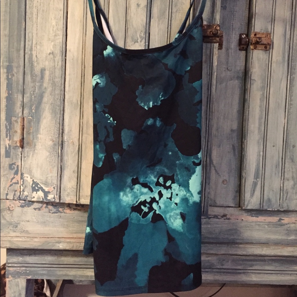 Fabletics athletic top